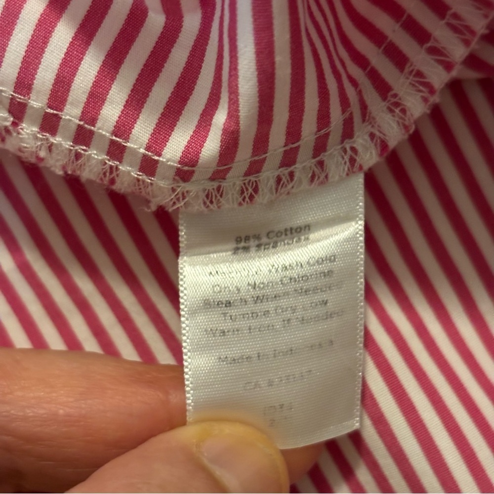 ❤️2/$15 or 3/$21❤️ Talbots Striped Sleeveless Top w/Beading, Size 2 - Picture 9 of 9